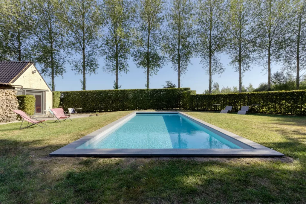 Piscines Loisirs - piscinesloisirs.be - piscines prête à plonger - kit piscine assisté - rénovations - accueil - gallerie photos (11)