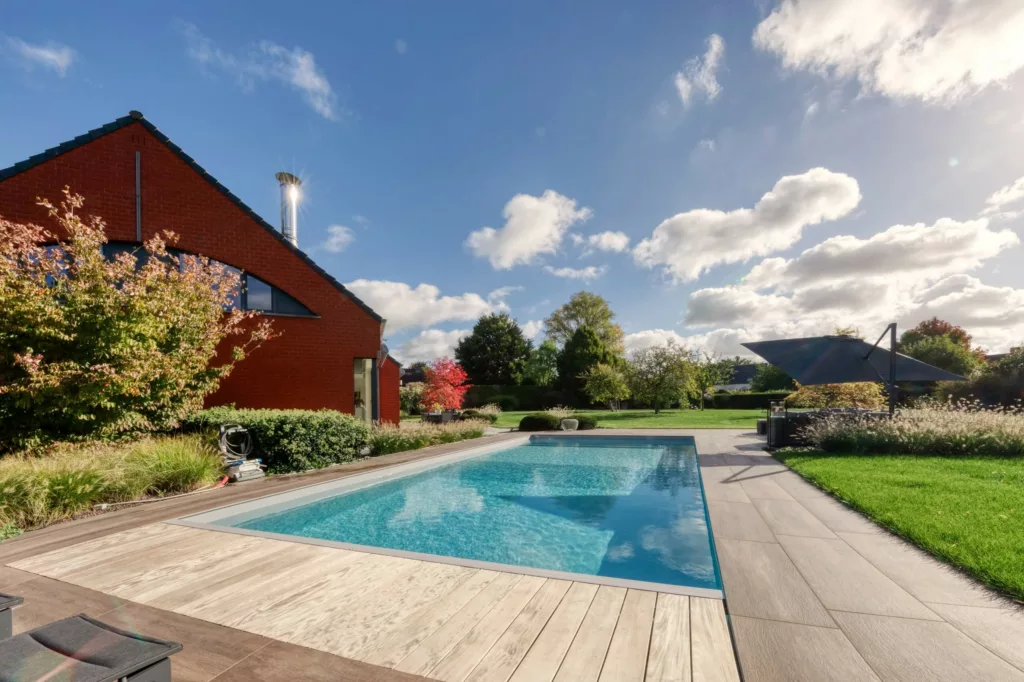 Piscines Loisirs - piscinesloisirs.be - piscines prête à plonger - kit piscine assisté - rénovations - accueil - gallerie photos (14)