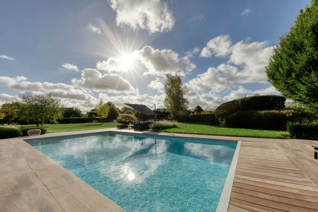 Piscines Loisirs - piscinesloisirs.be - piscines prête à plonger - kit piscine assisté - rénovations - accueil - gallerie photos (15)