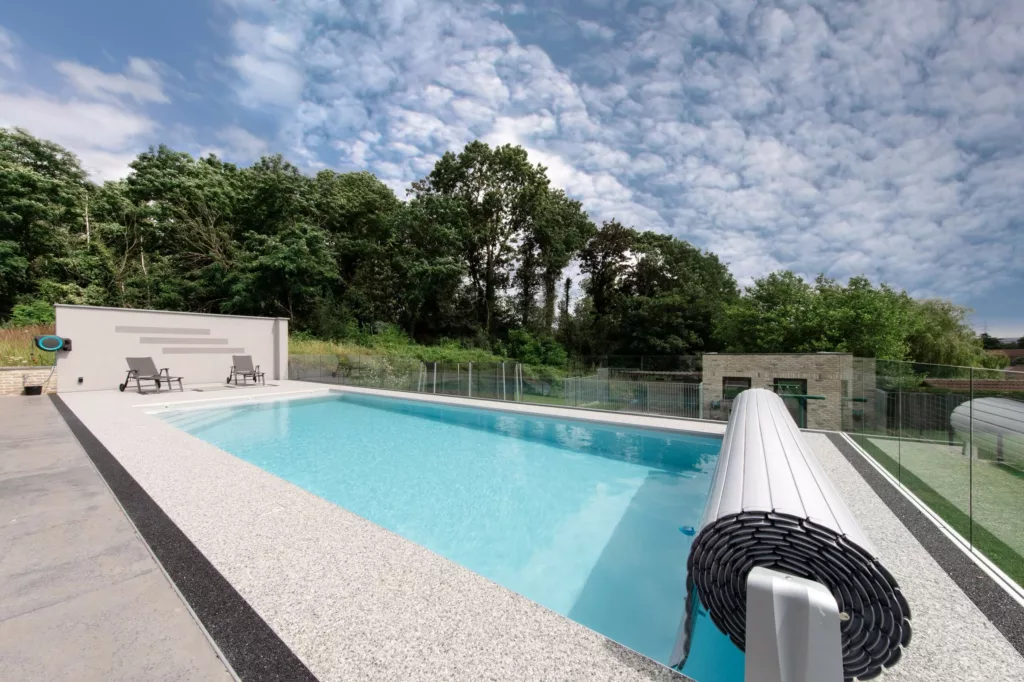 Piscines Loisirs - piscinesloisirs.be - piscines prête à plonger - kit piscine assisté - rénovations - accueil - gallerie photos (6)