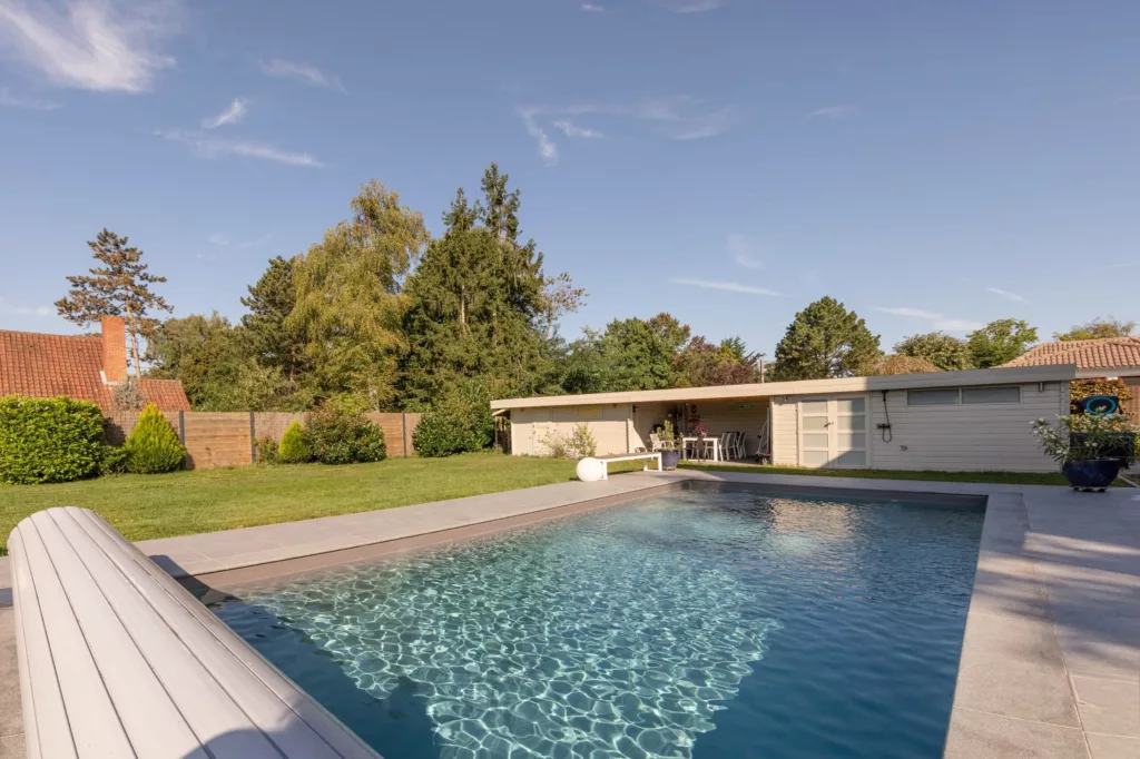 Piscines Loisirs - piscinesloisirs.be - piscines prête à plonger - kit piscine assisté - rénovations - accueil - gallerie photos (8)