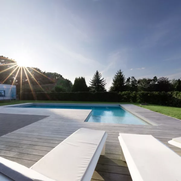Vous prévoyez prochainement d’installer une piscine chez vous ? Piscines Loisirs est votre pisciniste de confiance à Soignies.
